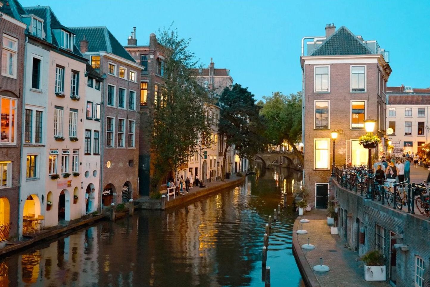 Sfeervolle Utrechtse Oudegracht bij Kansenwereld